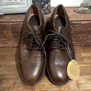 NWT Men’s Born Brown Leather Oxford Shoes size 8m US / 41 EUR
